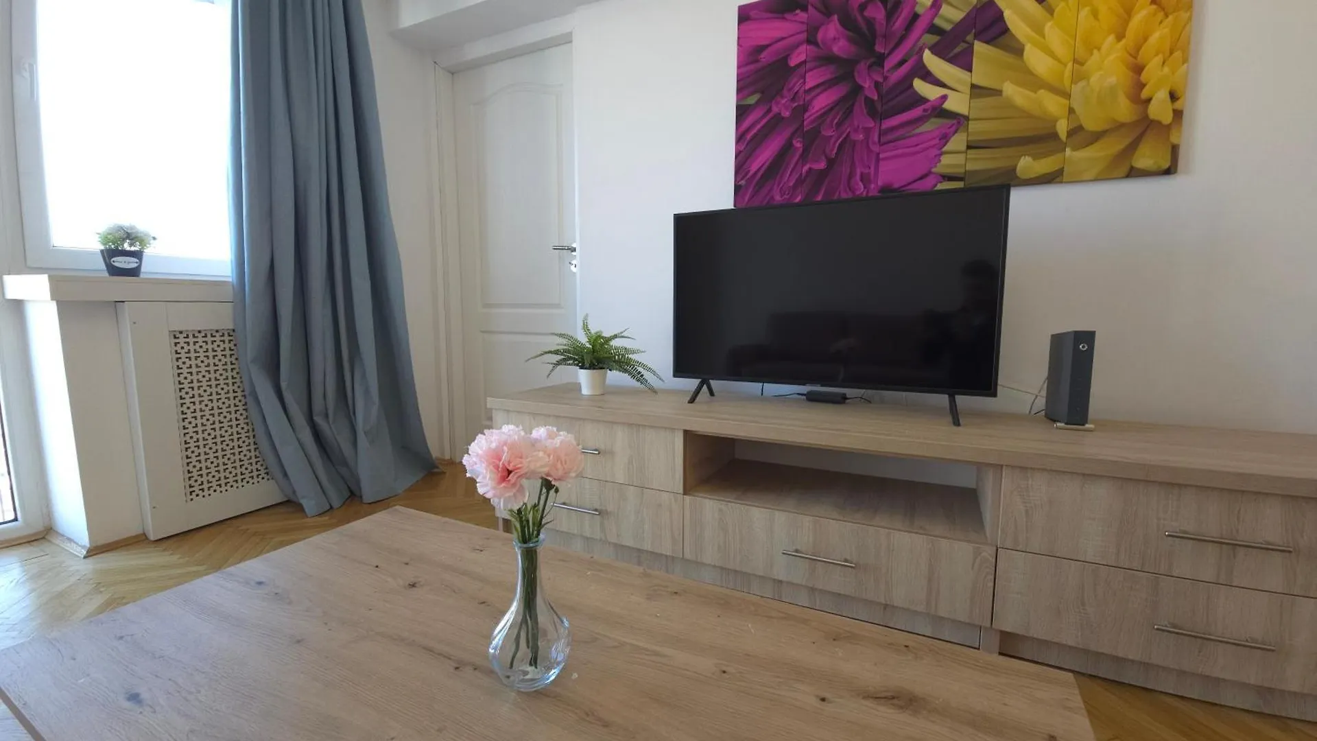 Lägenhet Atheneum Apartament Bukarest